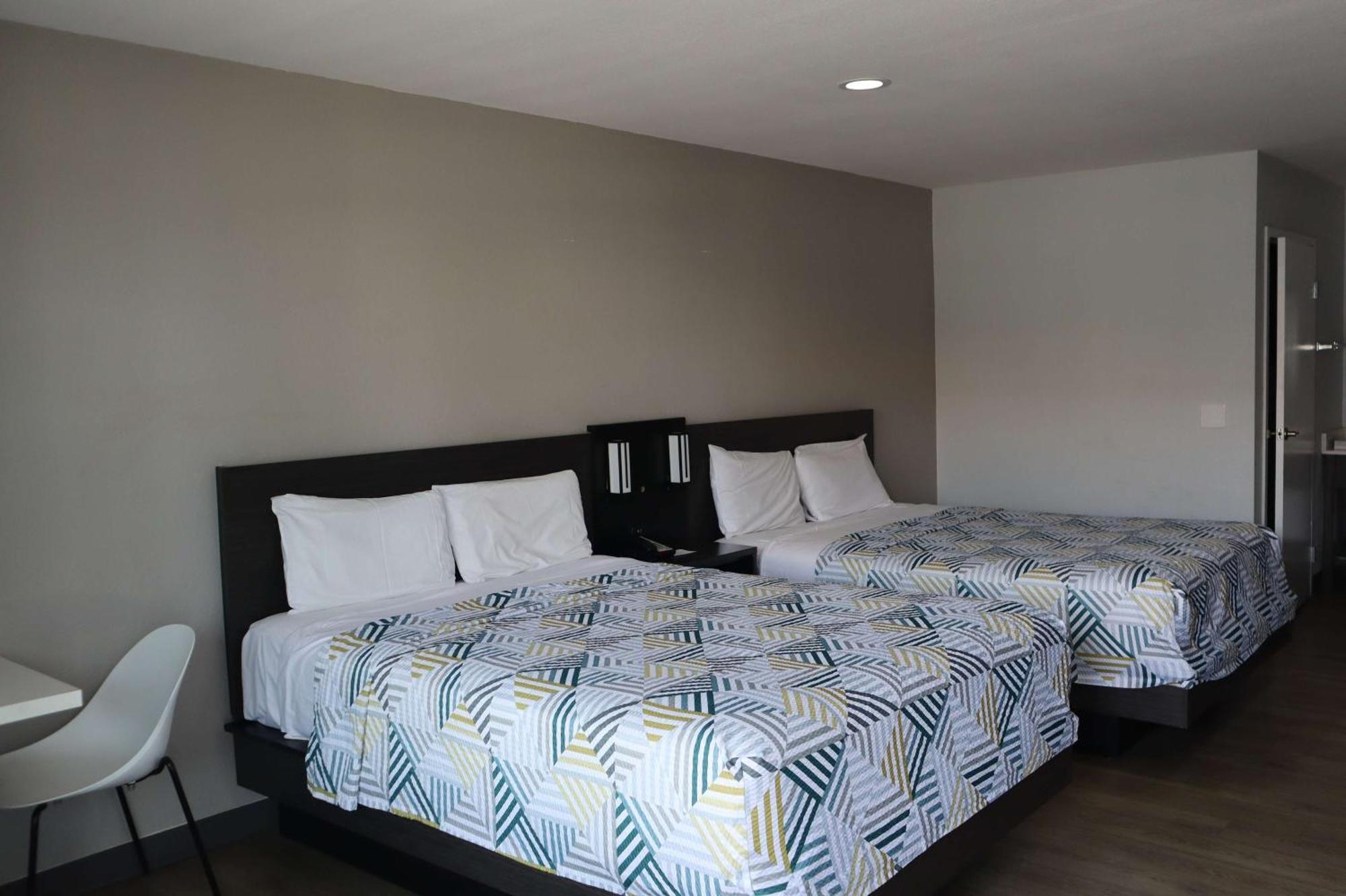Hotel 6-san Diego, Ca - Southbay 2*